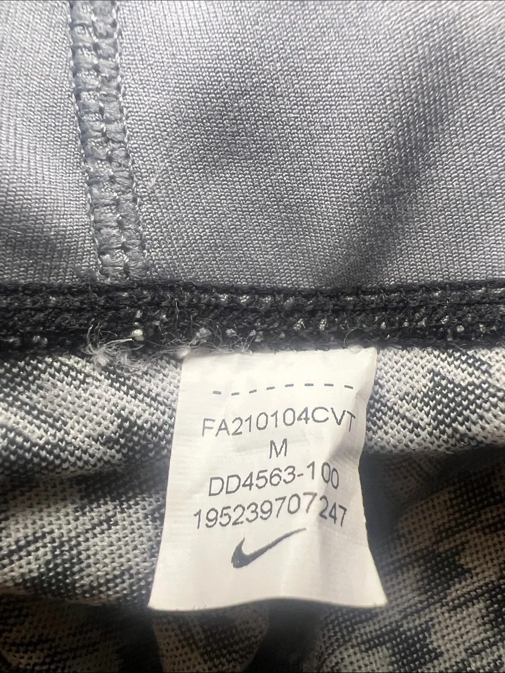 Nike One Icon Clash Houndstooth Leggings Medium Black White Dri-FIT 7/8 Athletic